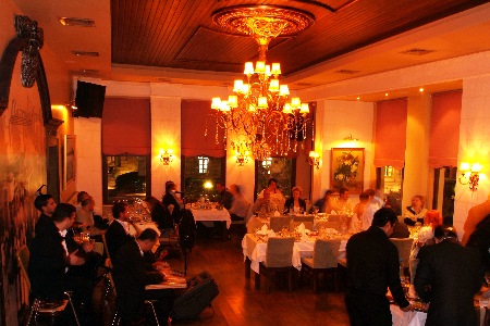 Nazende Fasl Restaurant